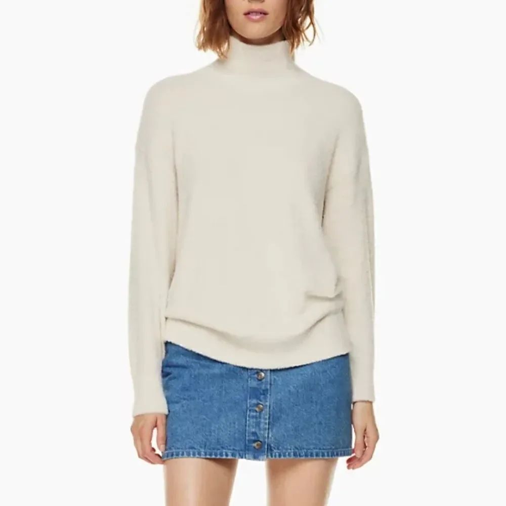 Wilfred Free Hush Knit Turtleneck Sweater silver Birch white cream